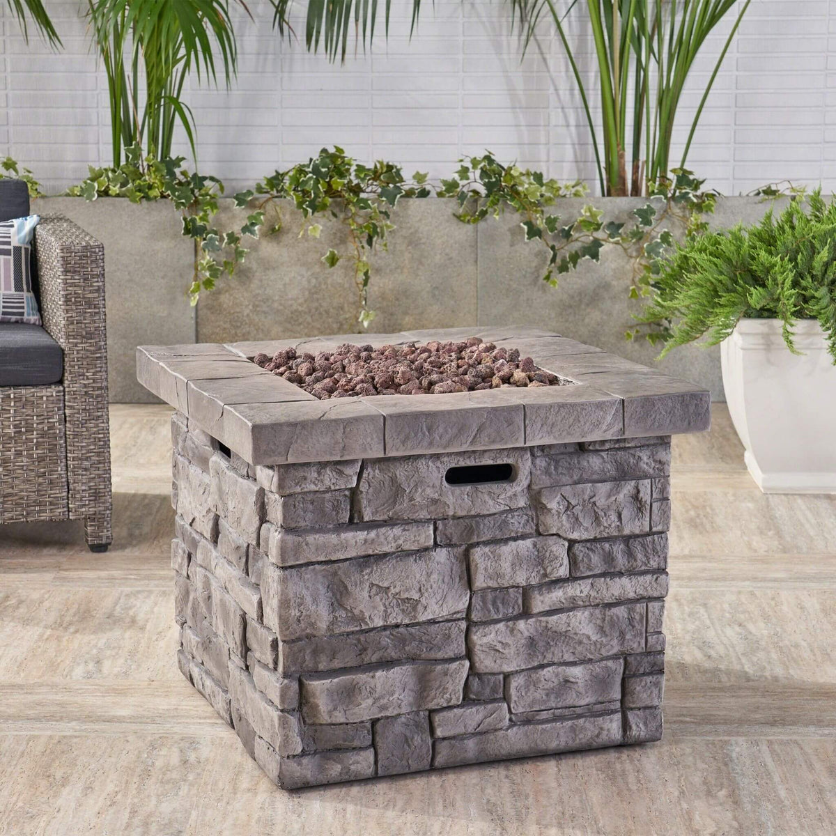 Alora 30-Inch Modern Outdoor 40K BTU Steel Frame Propane Fire Table With Lava Rocks (SAK12756) - The Vitality Estate