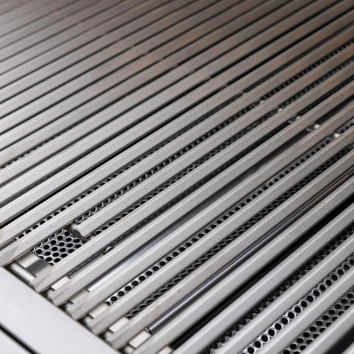 Blaze LTE+ 40-Inch 5-Burner Freestanding Gas Grill w/ Lift-Assist Hood and Rear Infrared Burner - The Vitality Estate