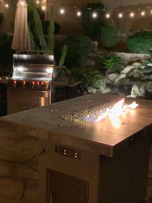 Entertainer Outdoor Fire Pit Table – 6 Ft with Fire Glass (LP/NG Compatible) - The Vitality Estate
