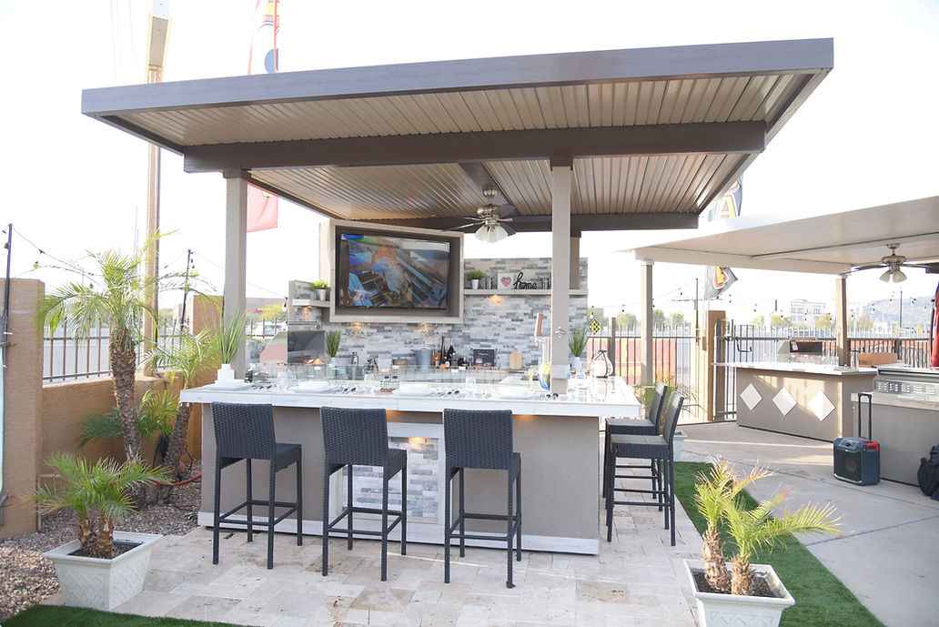 KoKoMo Bermuda Kitchen BBQ Island with Built-In TV, Fire Pit & Bar for Ultimate Outdoor Entertaining - The Vitality Estate
