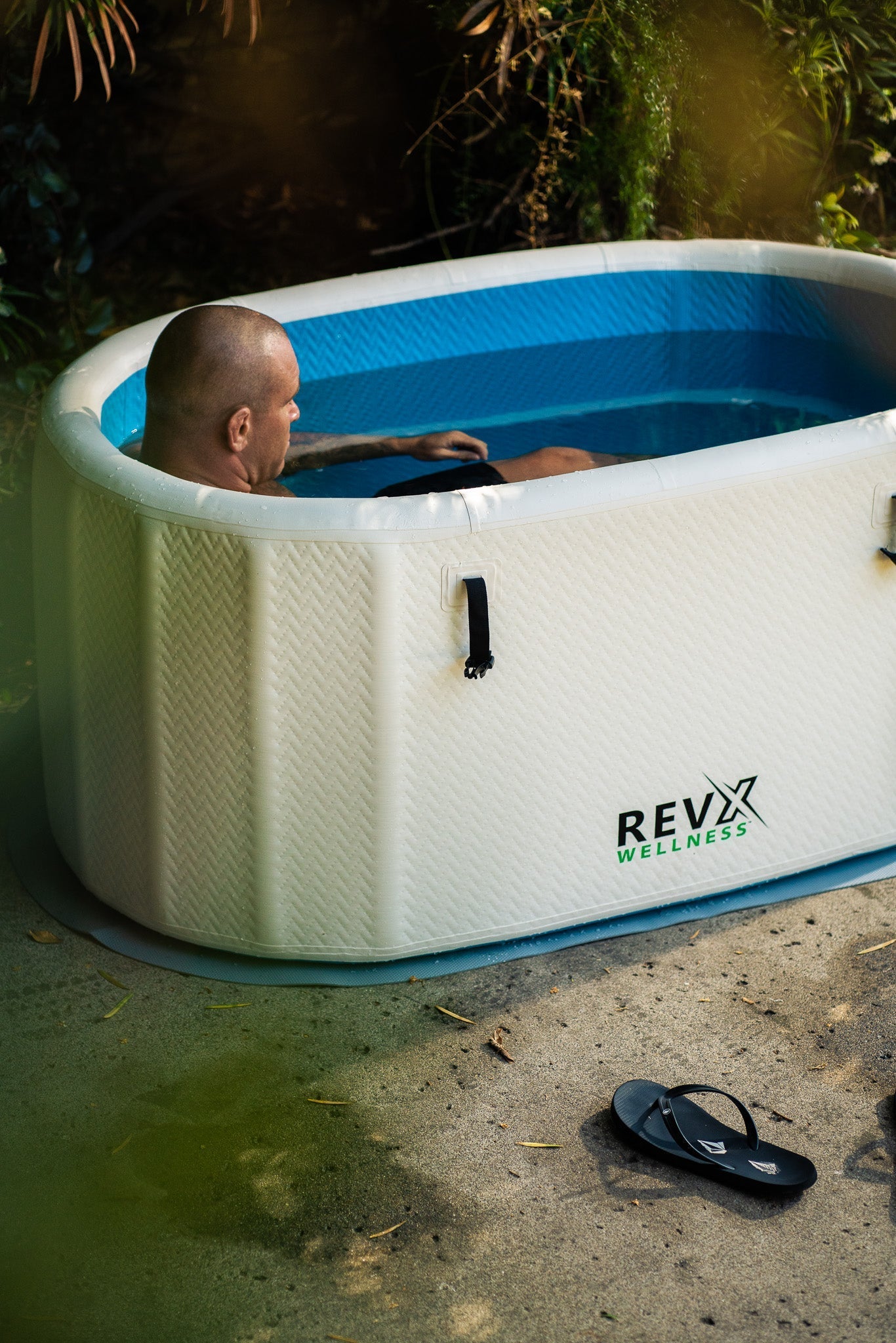 RevX Inflatable Tub Deluxe - The Vitality Estate