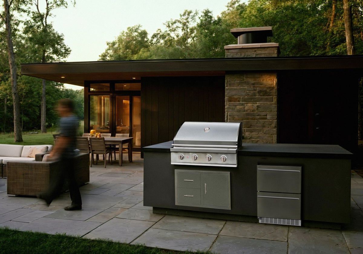 Summerset Sizzler 25-Inch 3-Burner Freestanding Gas Grill - The Vitality Estate