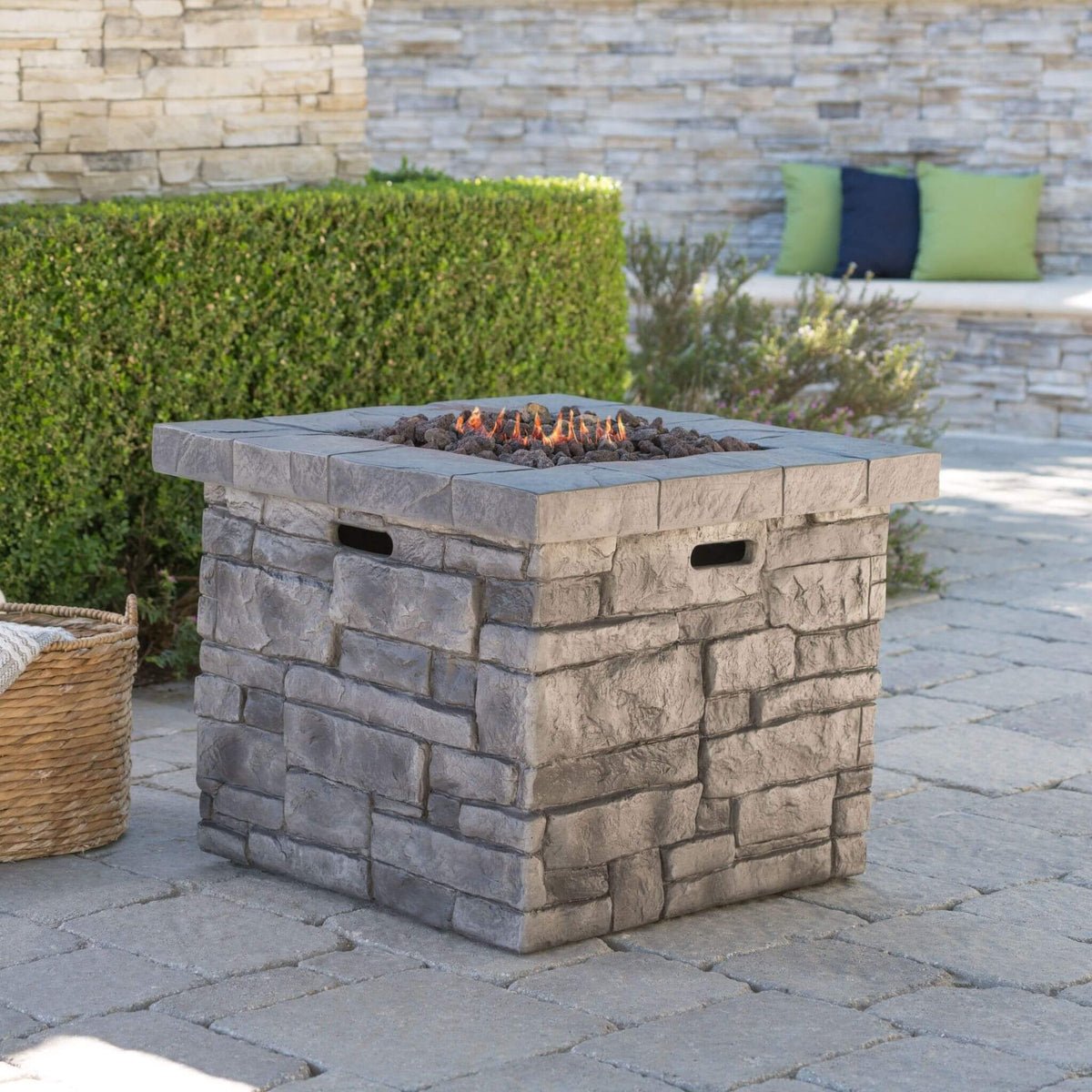 Alora 30-Inch Modern Outdoor 40K BTU Steel Frame Propane Fire Table With Lava Rocks (SAK12756) - The Vitality Estate
