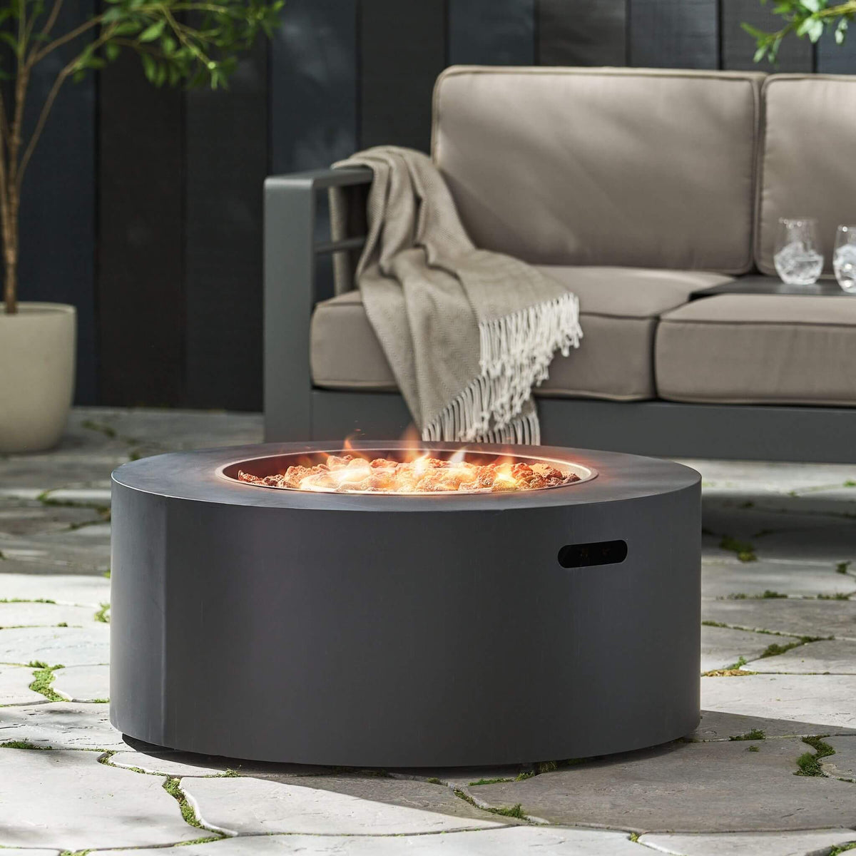 Alora Modern 32-Inch 40K BTU Round Iron Propane Fire Pit (SAK29102) - The Vitality Estate