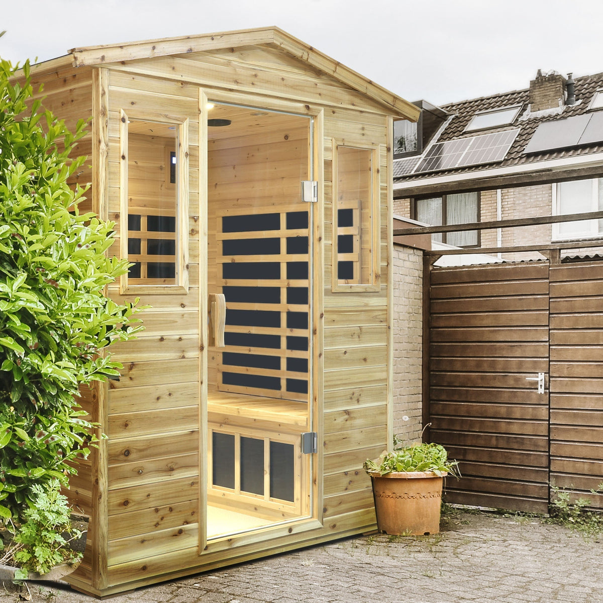 Four person Far-infrared Old fir outdoor sauna room - The Vitality Estate