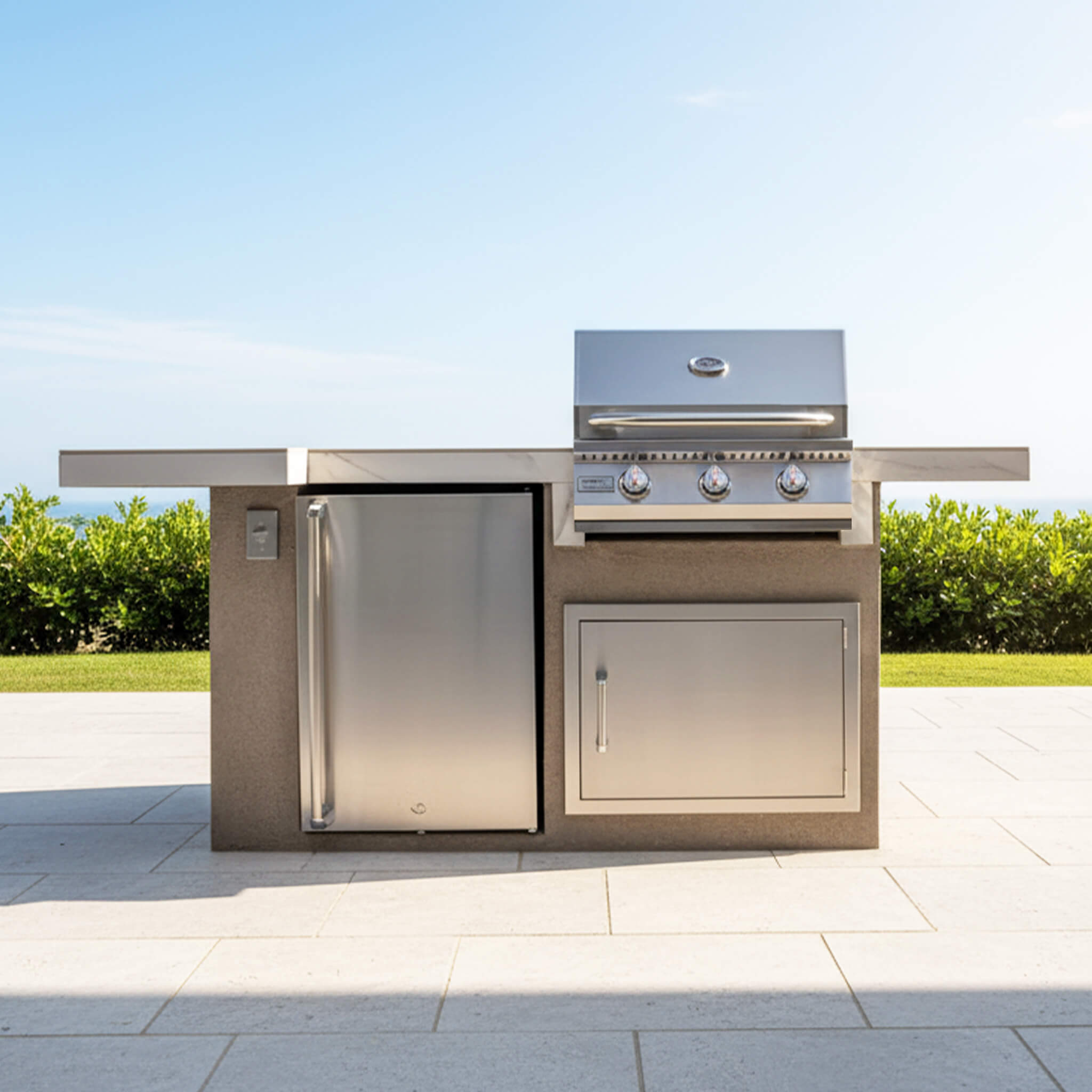 KoKoMo Grills Mini Maui 6FT BBQ Island With LED Lights, Built-In BBQ And Refrigerator [Made-To-Order] (SAK53828) - The Vitality Estate