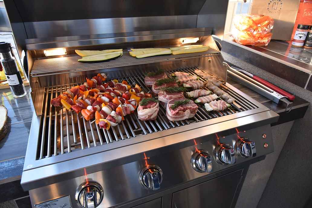 KoKoMo Montego Outdoor Kitchen BBQ Island – Stylish Built-In Grill Island for Patios - The Vitality Estate