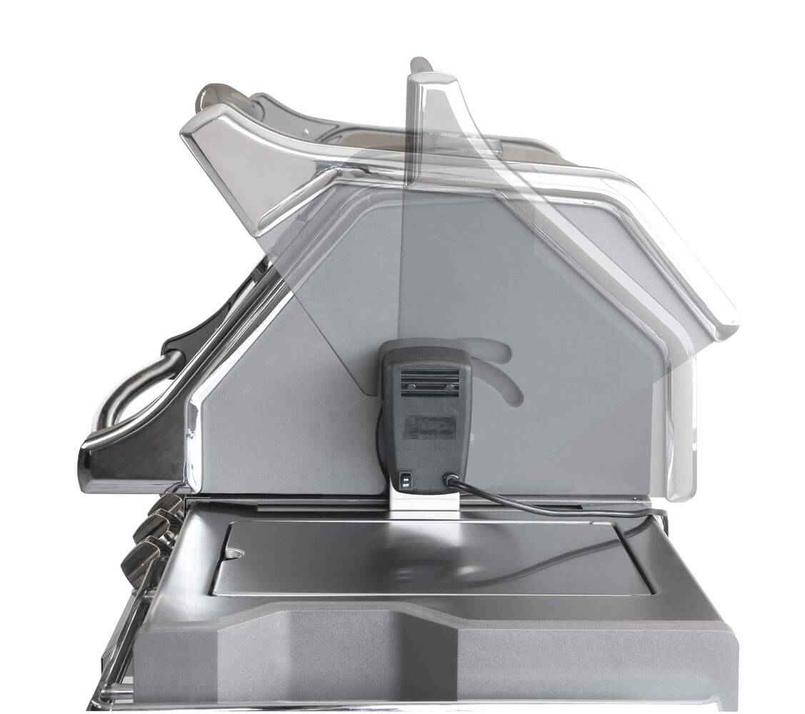 Patio Elegance Gas Grill with Infrared Rear Burner - Prestige PRO™ 665 - The Vitality Estate
