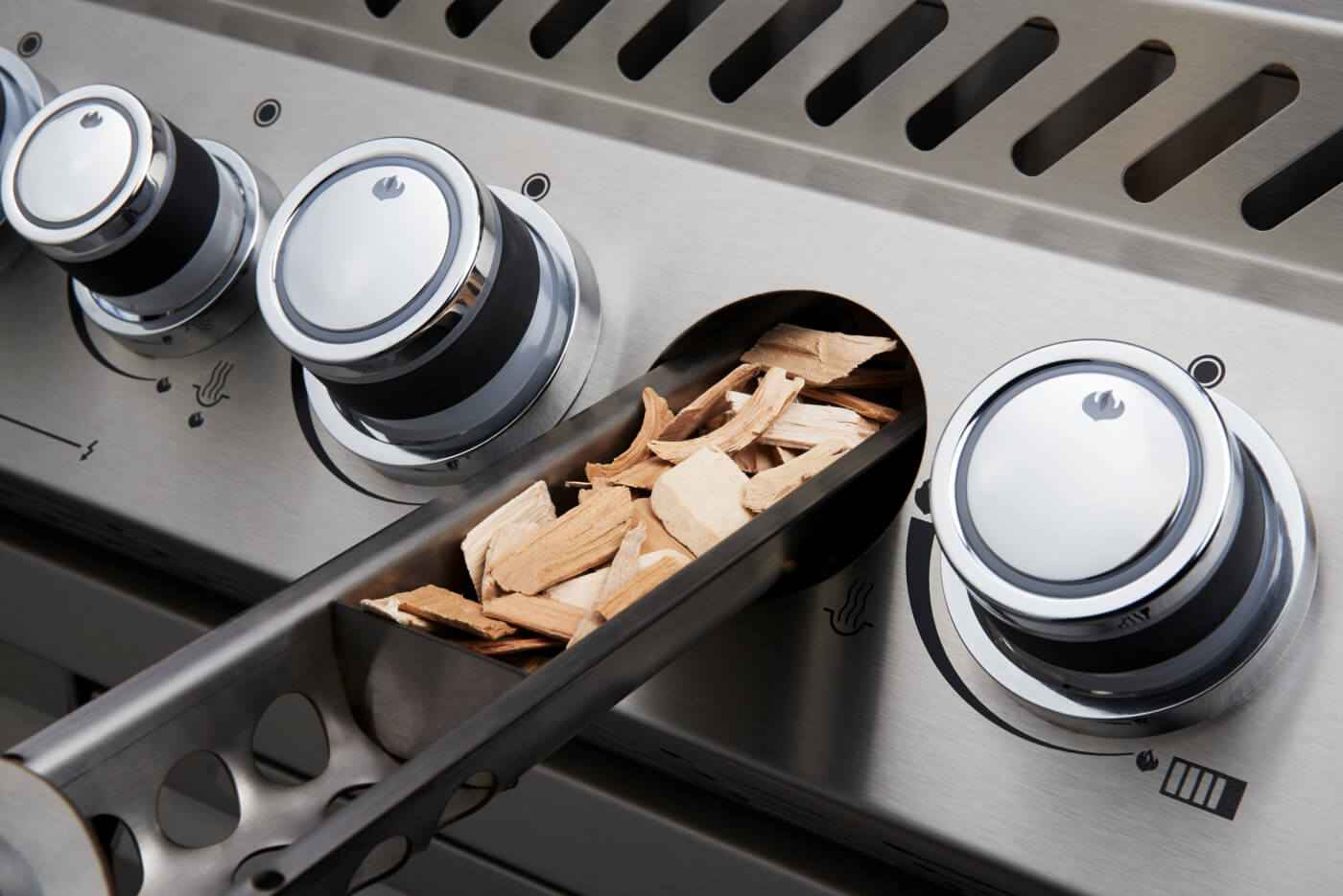 Patio Elegance Gas Grill with Infrared Rear Burner - Prestige PRO™ 665 - The Vitality Estate